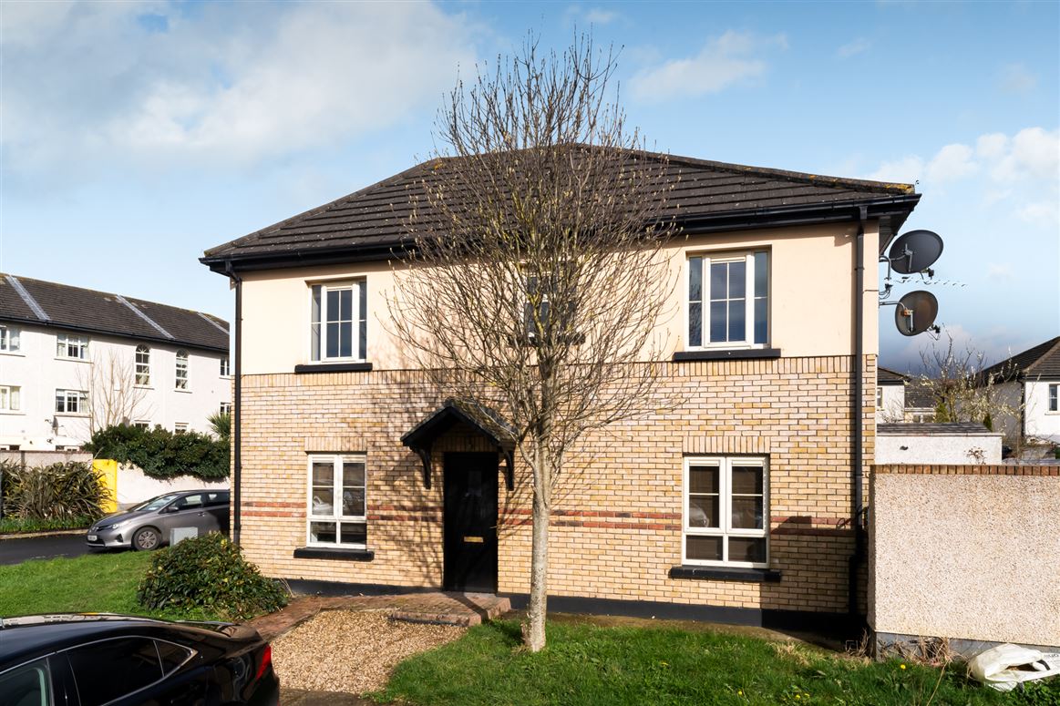 7 Cruise Park Cresent, Tyrrelstown, Dublin 15