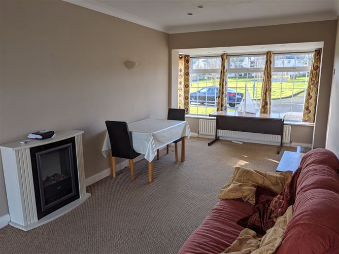 5 Lakeside Villas, Dromineer, Nenagh, Co. Tipperary