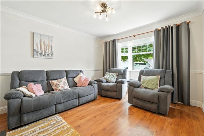 6 Riverside Grove, Ballina, Co. Mayo