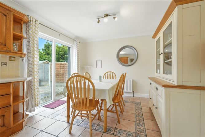6 Riverside Grove, Ballina, Co. Mayo