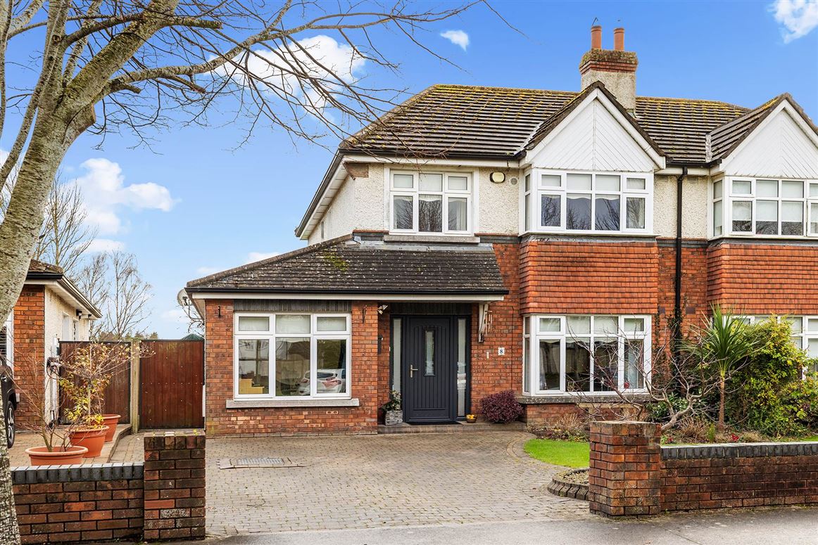 8 Priory Crescent, St. Raphael`s Manor, Celbridge, County Kildare