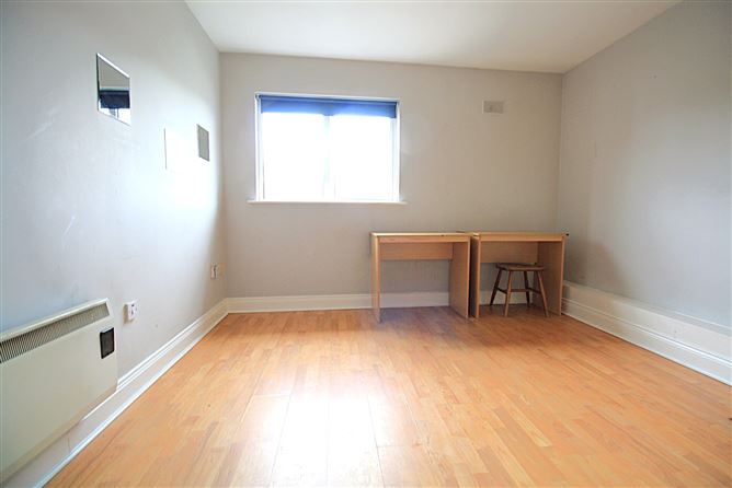 Photo 10 of 15 — Apt 3, Liddiard House, Burrin Rd, Carlow