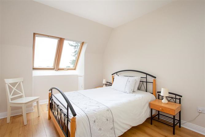 11 Esker Pines, Lucan, Dublin