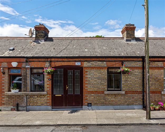 27 Pembroke Cottages, Ringsend, Dublin 4 DNG Donnybrook DNG