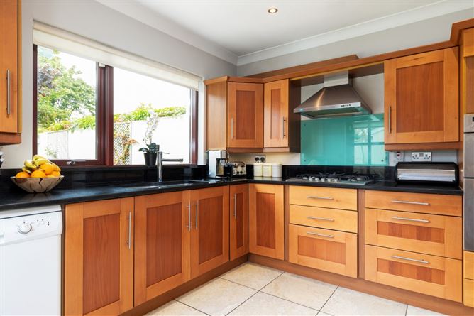 32 Maple Drive, Castleknock, Dublin 15