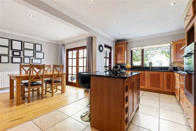 32 Maple Drive, Castleknock, Dublin 15