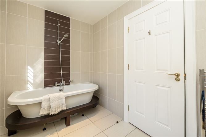 8 The View, Robswall, Malahide,   County Dublin