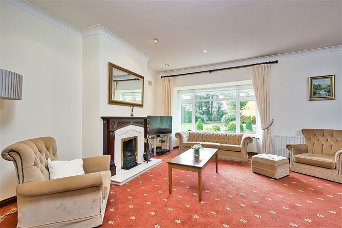 Derrynane Hazelhatch Road, Newcastle, Dublin