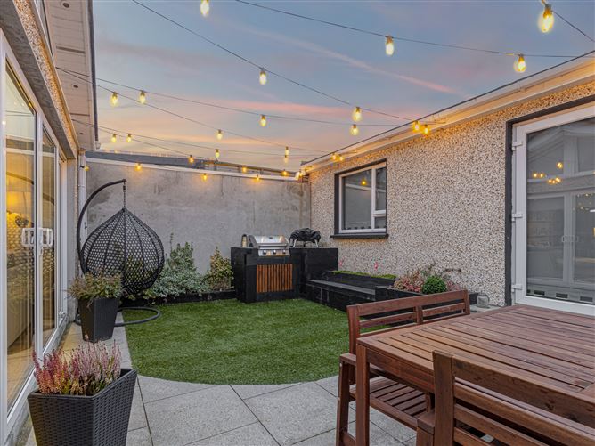 29 Kiltipper Close, Aylesbury,   Dublin 24