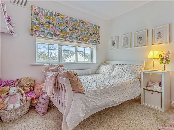 29 Kiltipper Close, Aylesbury,   Dublin 24