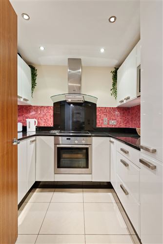 10 Alexandra Walk, Whitefriar Street, Dublin 8