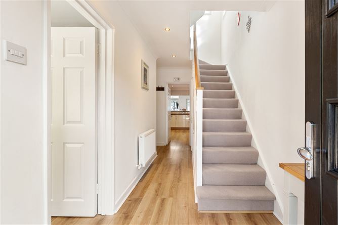 33 Sandyford Hall Green, Sandyford, Dublin 18