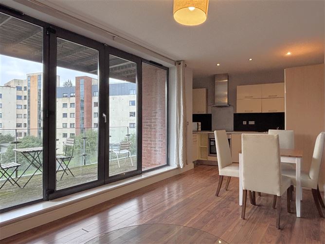 100 Burnell Square, Northern Cross, Dublin 17