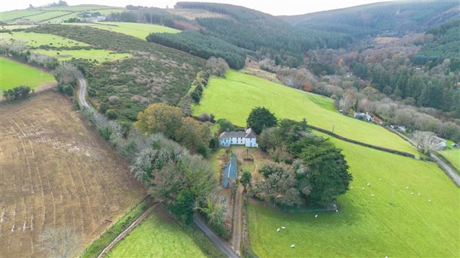 Ballinagee Farmhouse & Cottage, Enniskerry, Co. Wicklow
