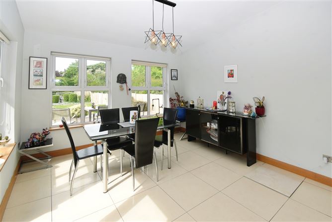 6 The Crescent, Beaumount, Blackrock, Cork
