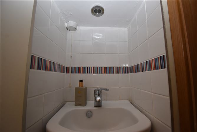 6 The Crescent, Beaumount, Blackrock, Cork