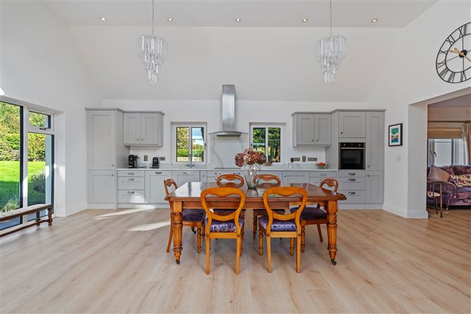 Tudor Lodge, Leemount, Carrigrohane, Cork