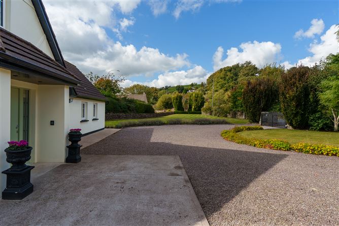 Tudor Lodge, Leemount, Carrigrohane, Cork