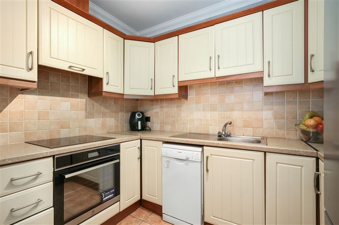 47 Slade Castle Court, Saggart, Co. Dublin