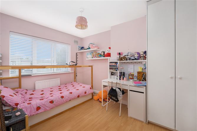 30 Castlegrange Drive, Clondalkin, Dublin 22