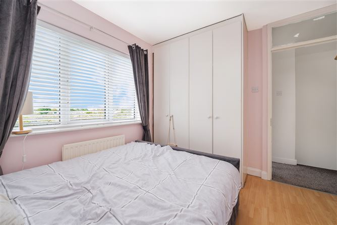 30 Castlegrange Drive, Clondalkin, Dublin 22