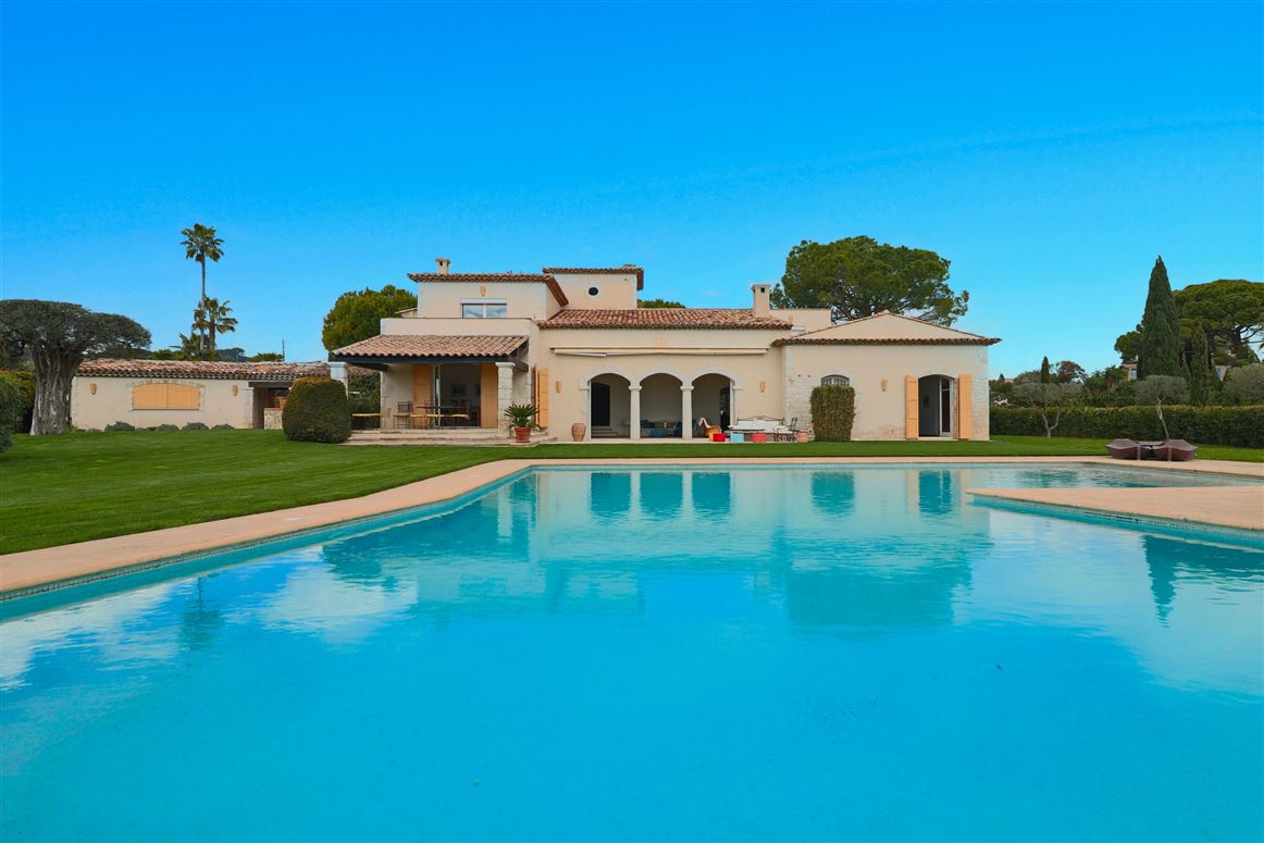 Antibes Grandeur,Antibes,Provence-Alps-French Riviera,France