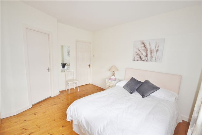 Leeside, Oakpark Road,, Tralee, Kerry