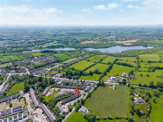 Photo 24 of 26 — 50 Dunbeag, Newport Road, Castlebar, Mayo