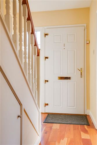 32 Brookvale Downs, Rathfarnham, Dublin 14