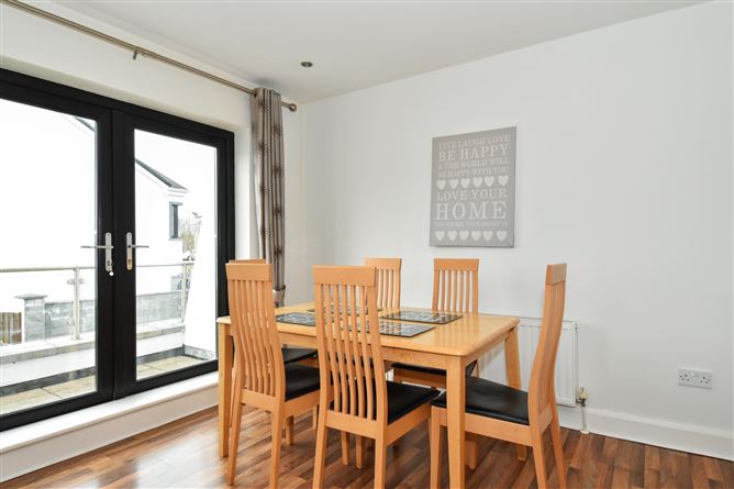 43 Abhainn na Ri, Oranmore, Co. Galway