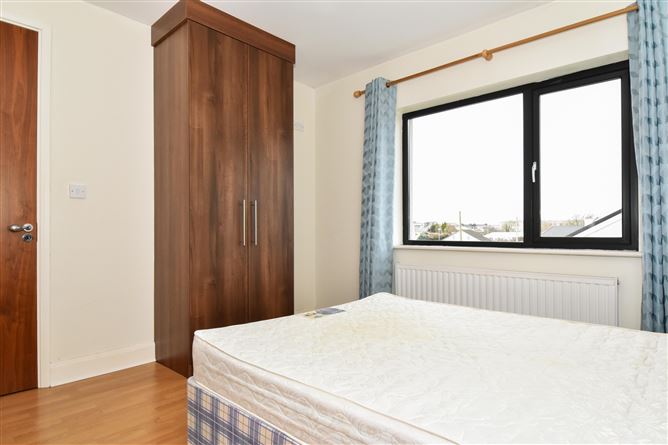 43 Abhainn na Ri, Oranmore, Co. Galway