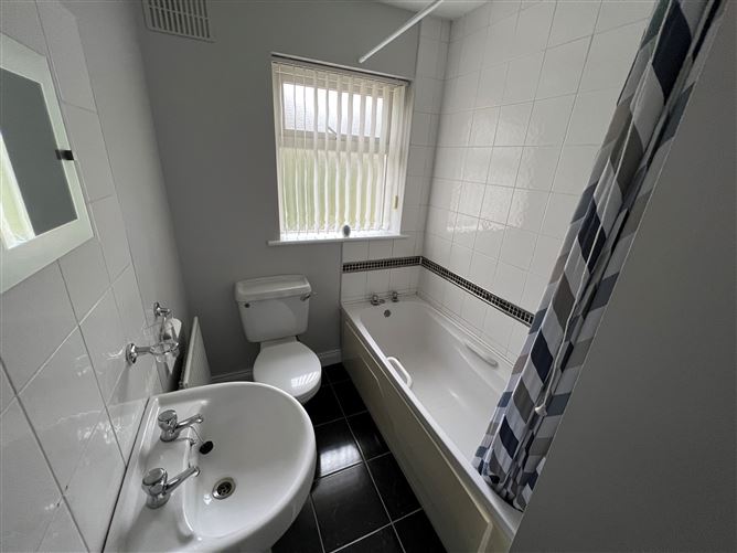 1 Woodvale, Monaghan Town, Monaghan