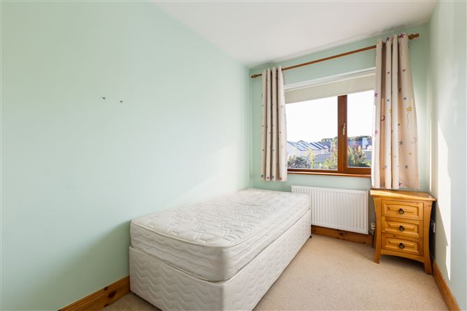 82 Rossmore Avenue, Newtownmountkennedy, Wicklow