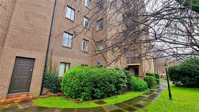Photo 12 of 14 — Apartment 19, 2 Waterloo Road, Ballsbridge, Dublin 4