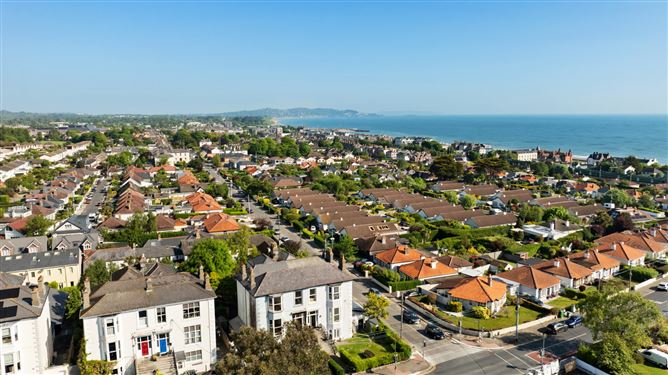 2 Sydenham Villas, Putland Road, Bray, Co. Wicklow