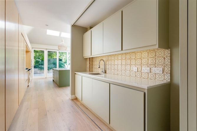 13 Spencer Villas, Adelaide Road, Glenageary, Co. Dublin