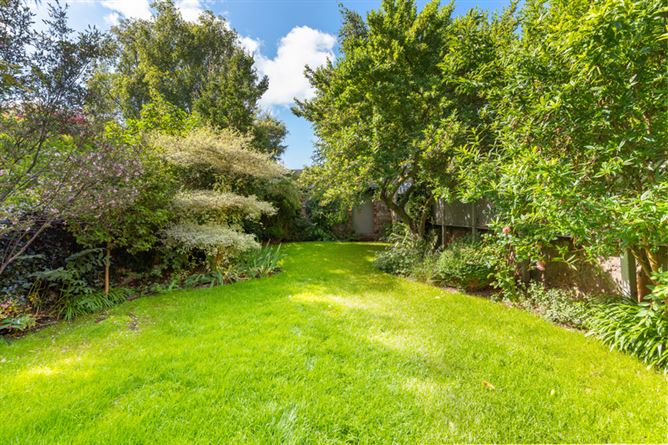 13 Spencer Villas, Adelaide Road, Glenageary, Co. Dublin