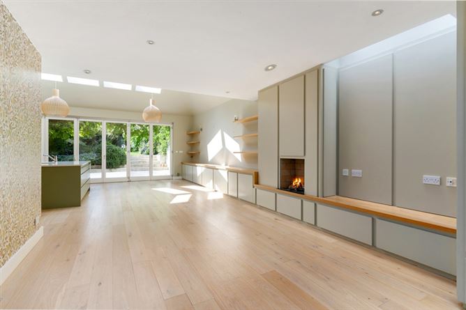 13 Spencer Villas, Adelaide Road, Glenageary, Co. Dublin