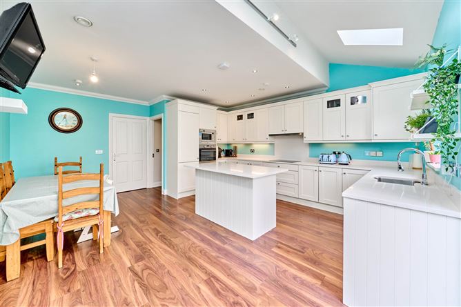 2 Castlegrange Lawn, Clonee, Dublin 15