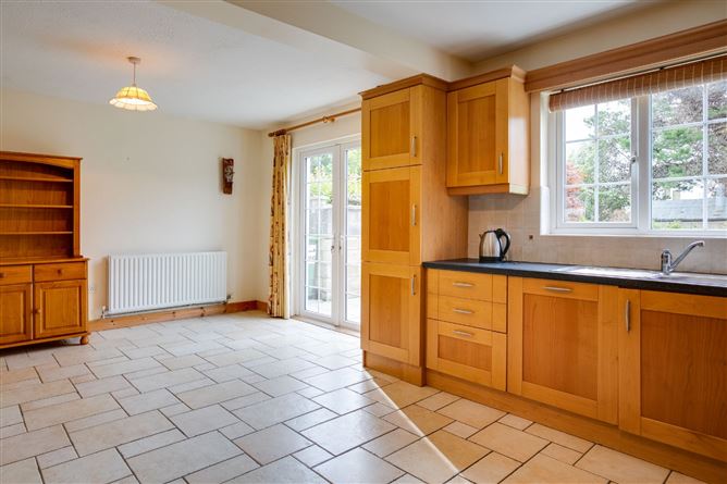 5 Corbawn Court, Shankill, Dublin 18