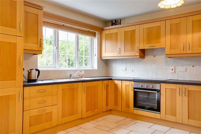 5 Corbawn Court, Shankill, Dublin 18