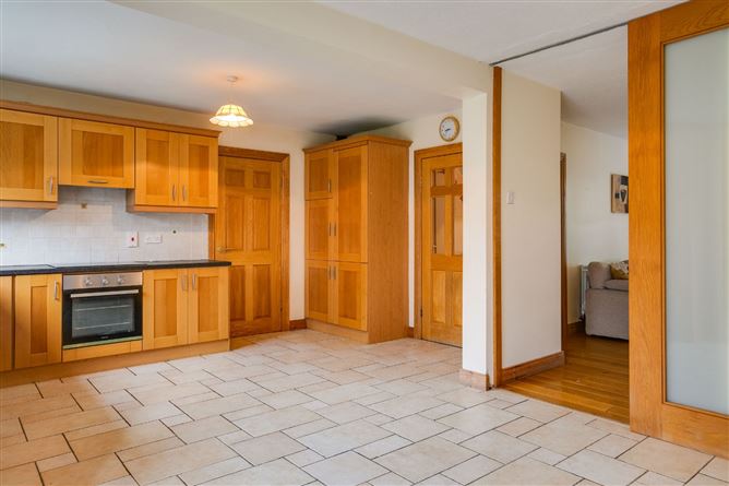 5 Corbawn Court, Shankill, Dublin 18