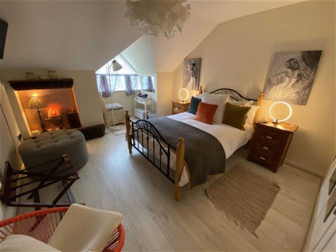6 Apartment 6 Killoran House, Catherine Place, Limerick, County Limerick