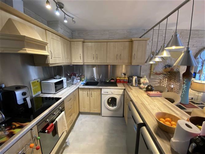 6 Apartment 6 Killoran House, Catherine Place, Limerick, County Limerick