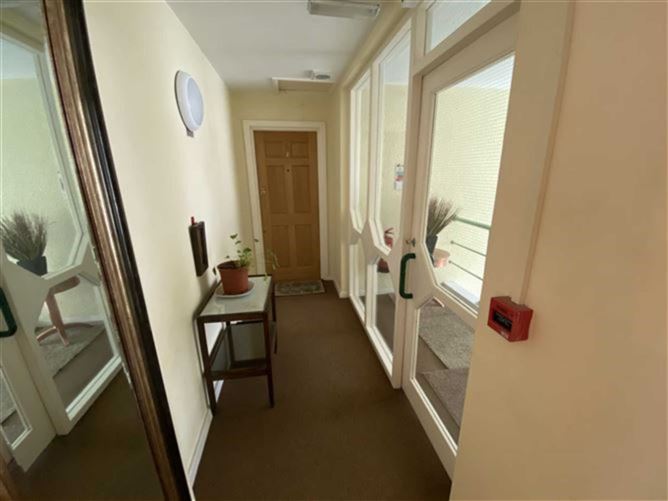 6 Apartment 6 Killoran House, Catherine Place, Limerick, County Limerick