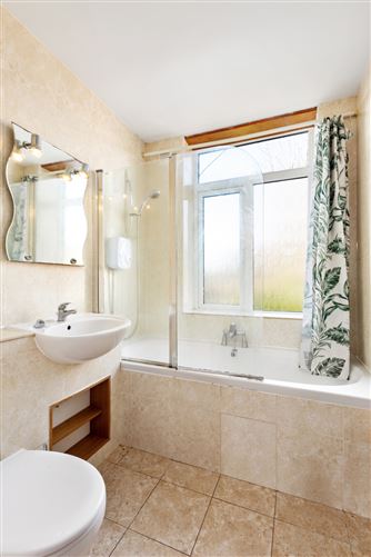 1 Woodlawn Grove, Churchtown Road Lower, Churchtown, Dublin 14