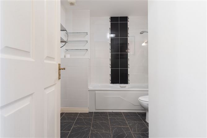 11 Beechdale Court , Ballycullen, Dublin 24