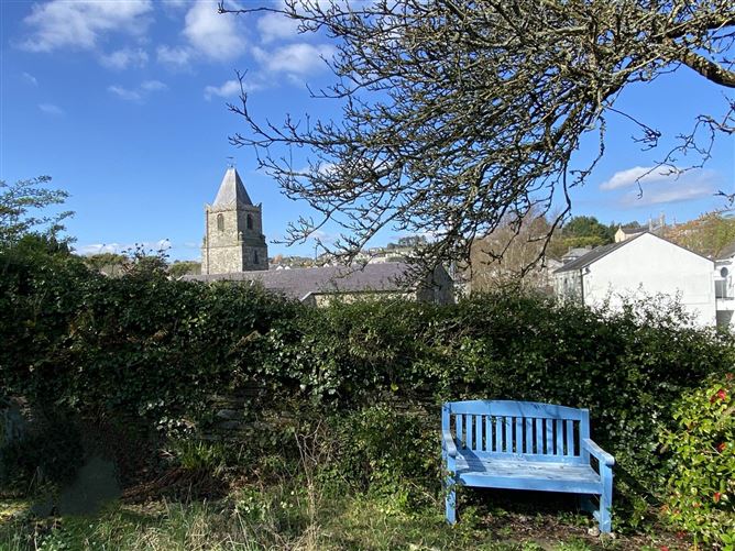 2 Higher O`Connell St, Kinsale, County Cork