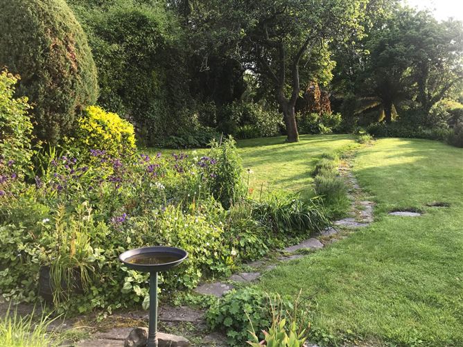 2 Higher O`Connell St, Kinsale, County Cork