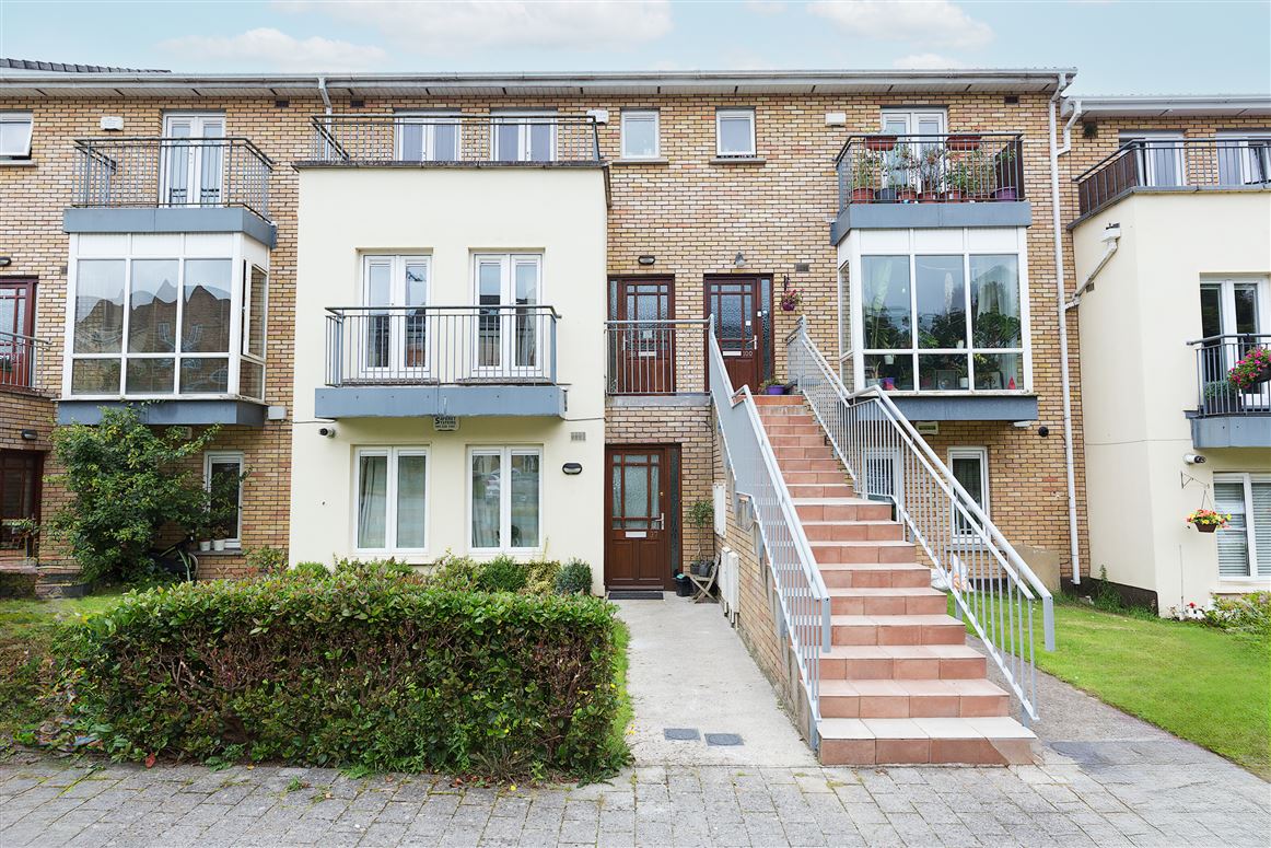 99 Erris Square, Waterville, Blanchardstown,   Dublin 15